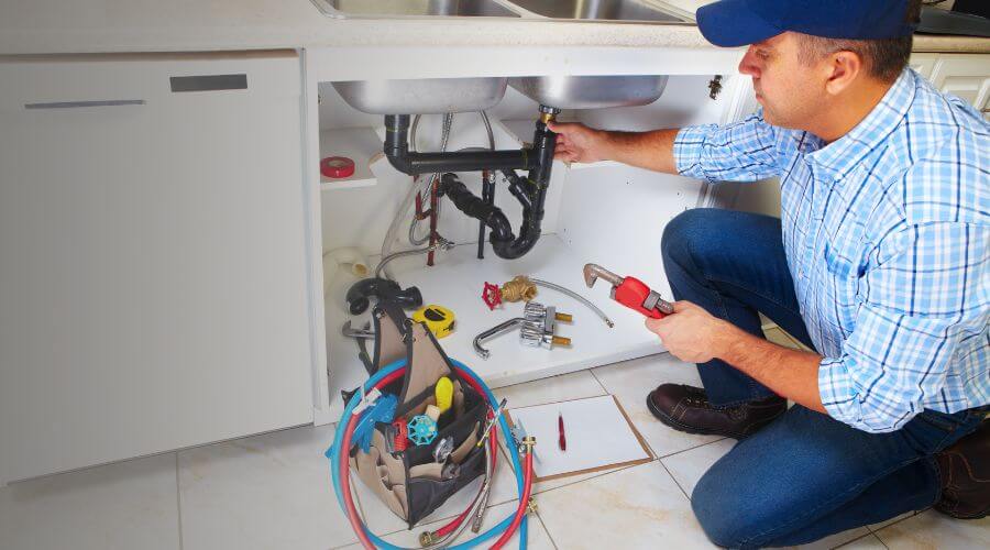 Professional expert plumbing services in Clive, IA